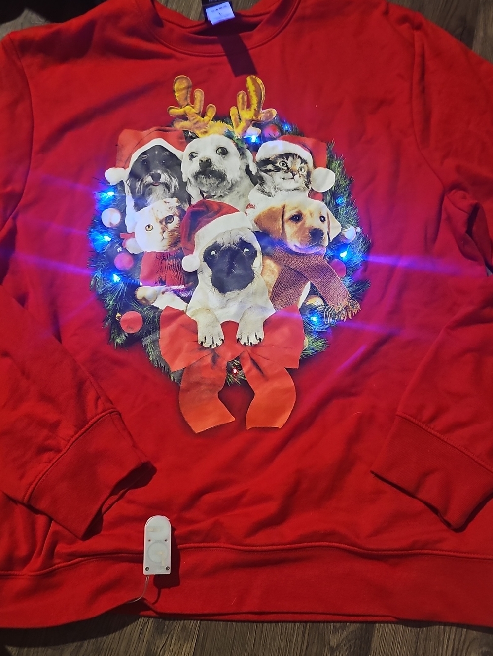 Ugly Sweatshirt Dog Cat Light Up Fifth Sun Red Holiday Wreath Large Christmas